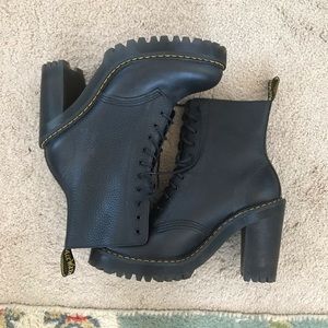 Dr.Martens Kendra platform black boots.